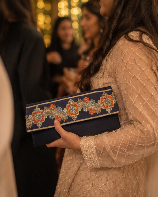 Raat Ki Rani- Sleek Clutch